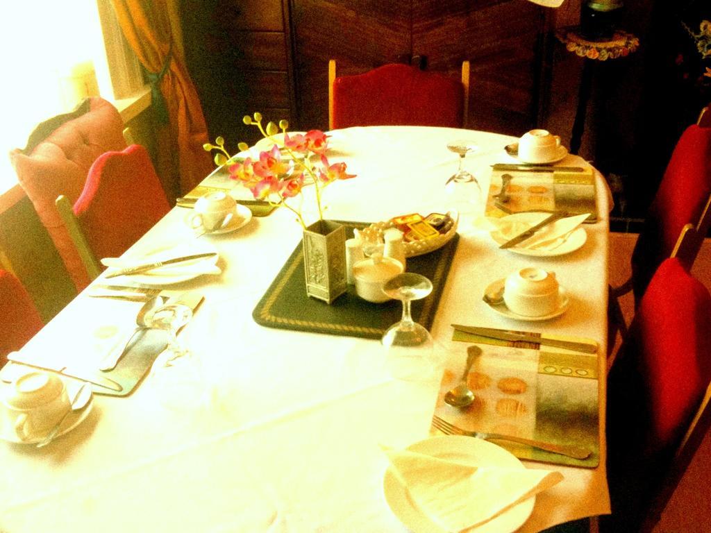 Almond House B&B Эдинбург Экстерьер фото